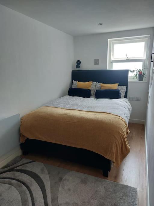 1 Bedroom Modern Duplex Southampton Exterior foto