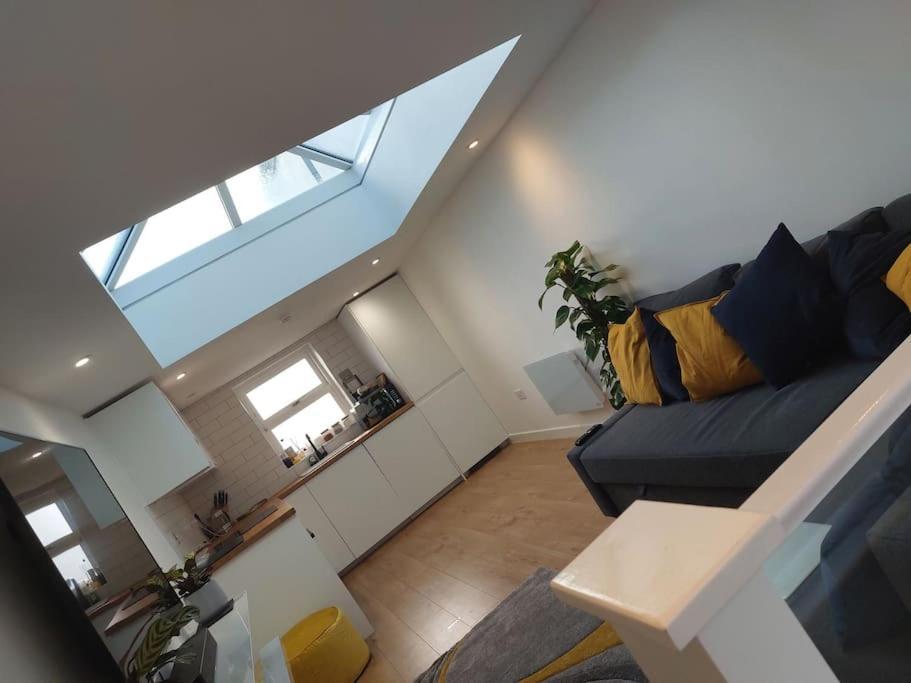 1 Bedroom Modern Duplex Southampton Exterior foto